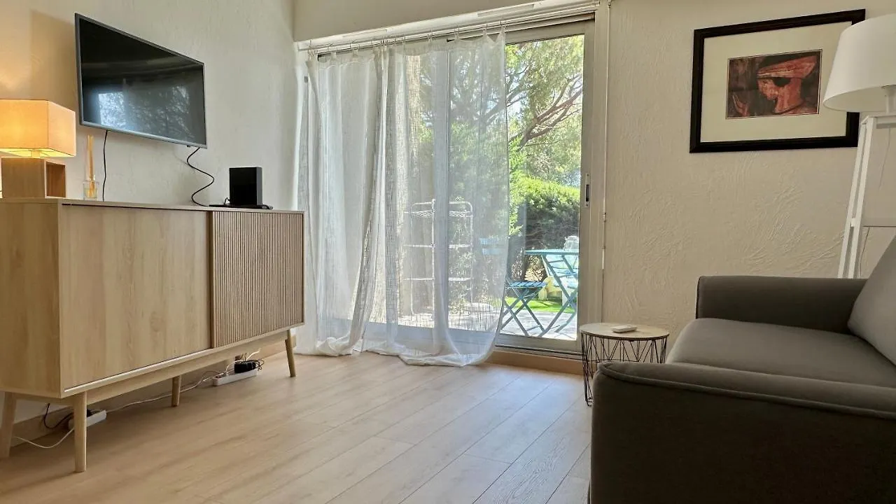 Studio Climatise Avec Piscine-Tennis-Parking Villeneuve-Loubet